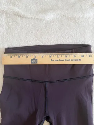 Lululemon Women Sz 4 Reveal Tight Precision 25” Bosenberry thumbnail 10