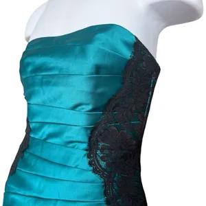 NWT Womens David’s Bridal Strapless Sleeveless Oasis Lace Satin Formal Dress - 2 thumbnail 3