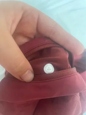 Speed Up Lululemon Low-Rise 2.5" Shorts thumbnail 3