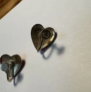 Vintage Coro Red Enamel Heart Rhinestone Screw On Non Pierced Earrings thumbnail 3