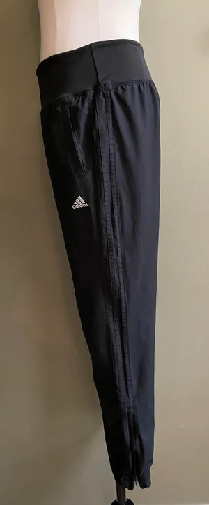 Black Pants thumbnail 2