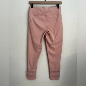 Free People Movement Genesis High Rise Scallop Light Pink Active 7/8 Leggings M thumbnail 4