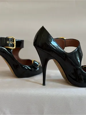 Vero Cuoio Vintage Black Patent Peep-Toe Heels with Gold Buckles thumbnail 4
