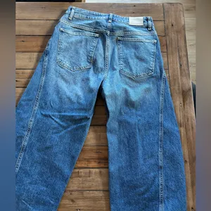 Mint Velvet Barrel Mid Indigo Jeans 6 Short thumbnail 12