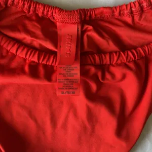 Skims swim‎ bottoms STRING BIKINI COLOR RUBY SIZE XL NWOT thumbnail 2