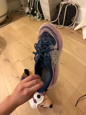 Hoka Shoes Running Women’s thumbnail 5