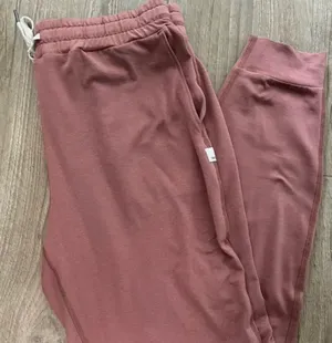 Vuori Joggers thumbnail 4