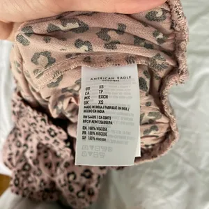 American Eagle Cheetah Off The Shoulder Top thumbnail 6
