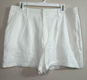 Nine West Shorts thumbnail 2