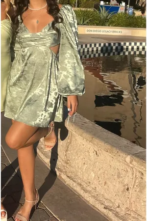 Lucy in the Sky Mini Longsleeve Dress thumbnail 3
