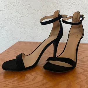 Material Girl Black Velvet High Heels thumbnail 1
