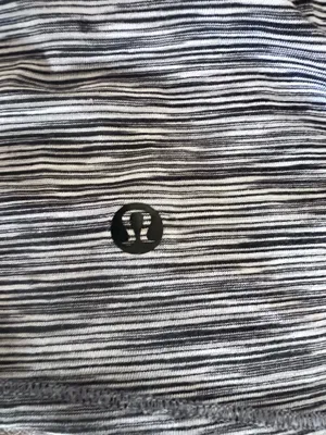 Lululemon Long Sleeve thumbnail 3