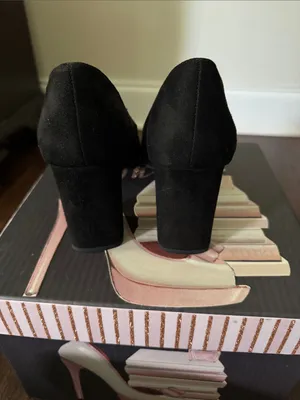 Zigi Soho Black Suede Pointed Toe Pumps thumbnail 3