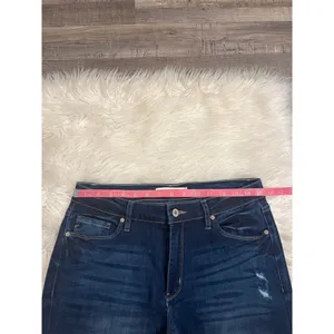 KanCan stretch mid rise skinny jeans minor distressing 11/29 thumbnail 6