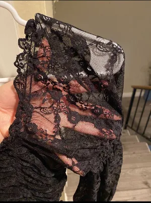 Urban Outfitters NWOT Crop Lace Top thumbnail 6