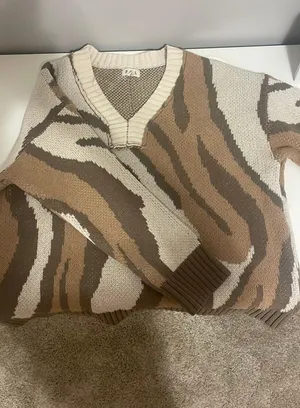 Boutique Sweater thumbnail 4