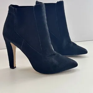 Ava & Aiden Ankle Boots Size 8.5 Black Faux Fur 4in Heel Goth Y2K Witchy Cosplay thumbnail 10