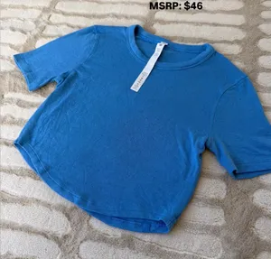 Lululemon Blue Cropped Top  thumbnail 1