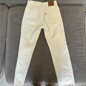 Levi’s White Wedgie Straight Jean thumbnail 6