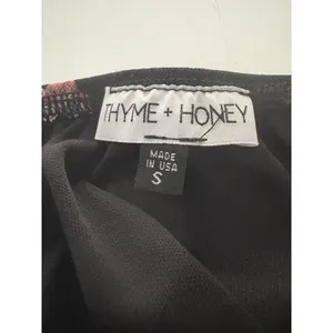 Thyme & Honey Midi Skirt Size S Black Floral Mesh Ruffle Whimsigoth Dark Romance thumbnail 4