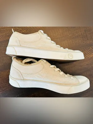 UGG Evera Cream Color Canvas Sheepskin Lined Sneakers Womens Size 6.5 Shoes thumbnail 3
