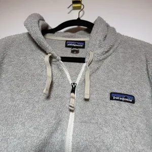 Patagonia Hoodie Womens Large Navy Beige Shearling Hoody Pile Fleece Full Zip thumbnail 2