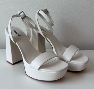 Abound White Chunky Heels thumbnail 1