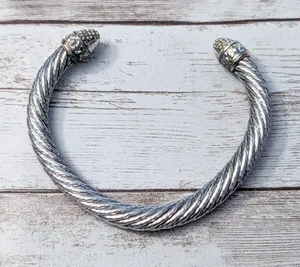 Vintage Bracelet / Bangle thumbnail 1