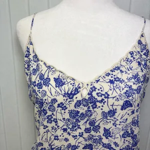 FREE PEOPLE‎ blue & white floral scalloped cami top Size S thumbnail 5