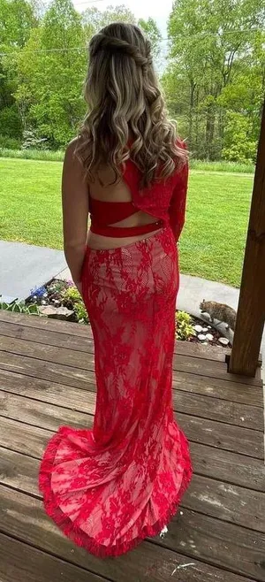 Prom Dress thumbnail 2