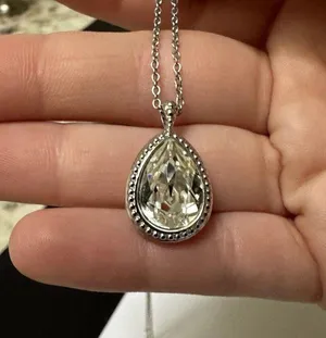 Swarovski (Swan Signed) Crystal Teardrop Silver Tone Necklace thumbnail 7