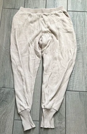 Zara Women's Cream Joggers thumbnail 1