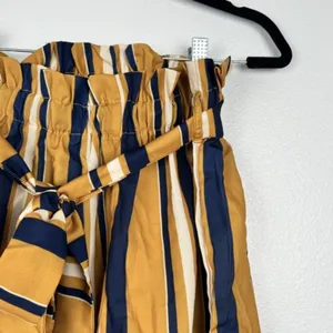 Shein Striped Paperbag Belted Shorts Yellow Bloue‎ S thumbnail 3