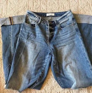 Buckle Jeans thumbnail 1