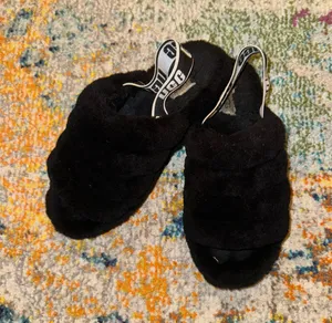 Fluff Yeah Slippers thumbnail 2