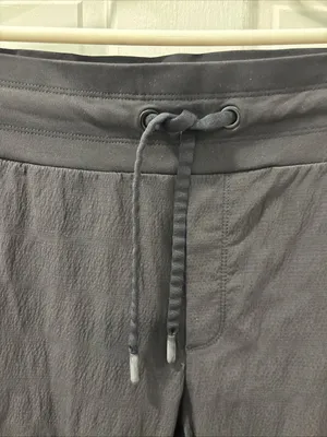 Athleta Women’s Trekkie North Joggers Size 14 Black Nylon Workout Hiking Outdoor thumbnail 4