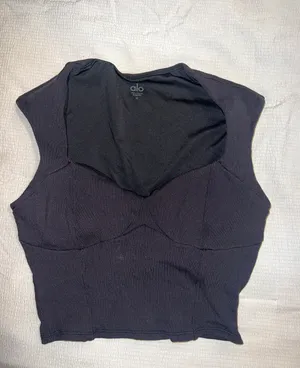 Alo sweetheart short sleeve thumbnail 2