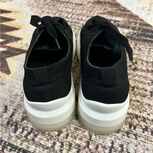 Steve Madden Woman’s Savage Black Platform Lace Up Sneakers Size 6.5 thumbnail 7