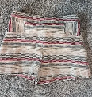 BCBGeneration knit shorts thumbnail 1