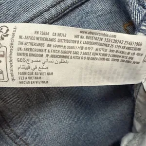 Abercrombie & Fitch The 90s Relaxed Jeans 31/12 SHORT Blue Classic Americana thumbnail 15