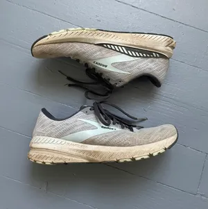 Brooks Ravenna 11 Running Sneakers thumbnail 1