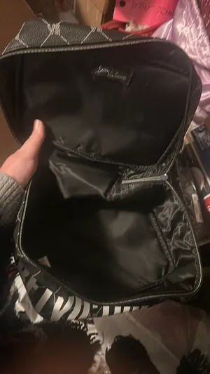 Victoria's Secret beauty bag thumbnail 8