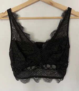 Victoria's‎ Secret black bra lace detail lingerie size M mesh back unlined cups thumbnail 1