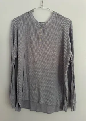 American Eagle Sweater thumbnail 1