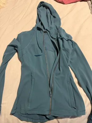 Lululemon jacket thumbnail 1