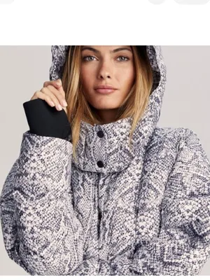 Varley‎ Highland Puffer Jacket snakeskin sz XS thumbnail 4