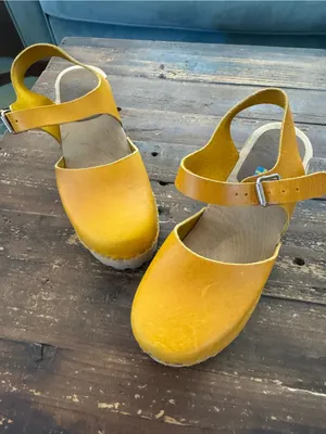 MIA Women's Abba Clog-Inspired Sandal thumbnail 3