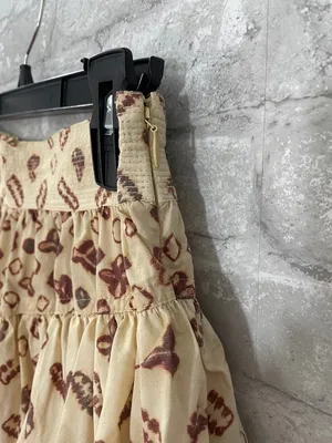 Ulla Johnson Aminta Ruffle
Mini Skirt in Beige Opal thumbnail 6