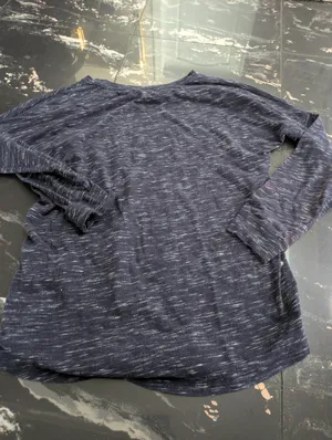 Victoria's Secret PINK Gray Long Sleeve Thin Sweatshirt Size M thumbnail 2