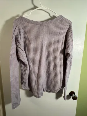 Aeropostale Women’s Size Medium V-Neck Thermal Top‎ Light Purple Lavender Waffle thumbnail 6
